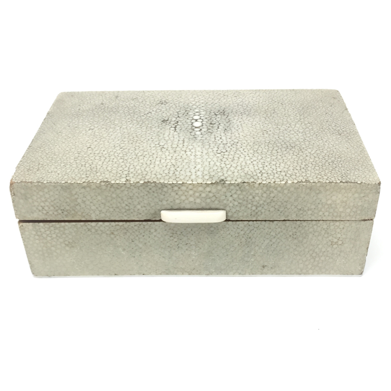 Scatola in galuchat e avorio Francia 1930 Box in shagreen and ivory France 1930