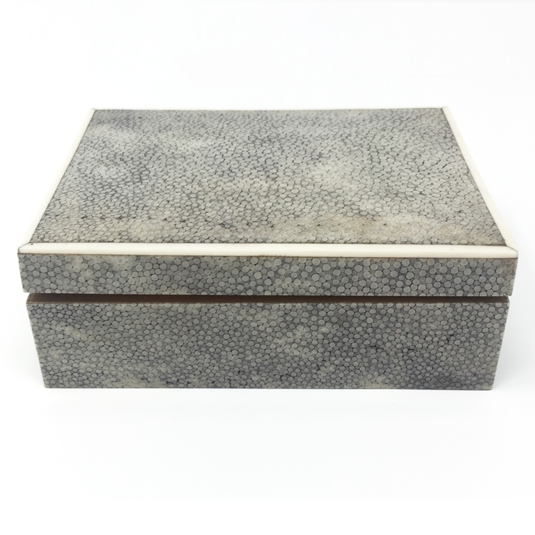 Scatola in galuchat e avorio Francia 1930 Box in shagreen and ivory France 1930