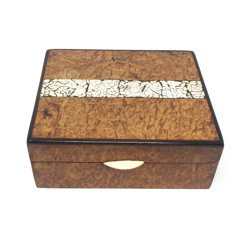 Scatola in radica e guscio di uovo Francia 1925  Briar root and eggshell box France 1925